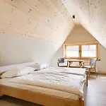 B&B Harnas 4*