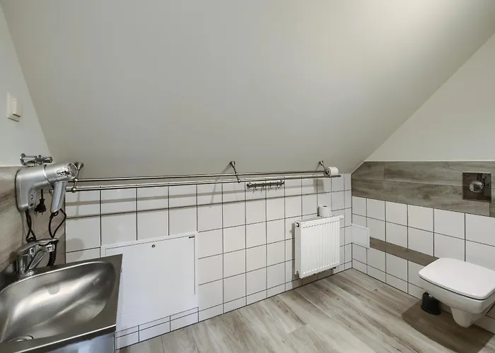 Bed & Breakfast Harnas 3*