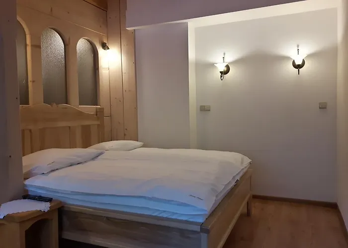 Harnas Bed & Breakfast 3*